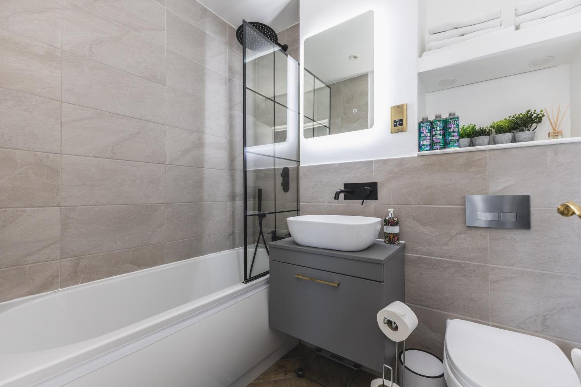 Luxurious 1-Bedroom Apartment In Kensington London Ngoại thất bức ảnh